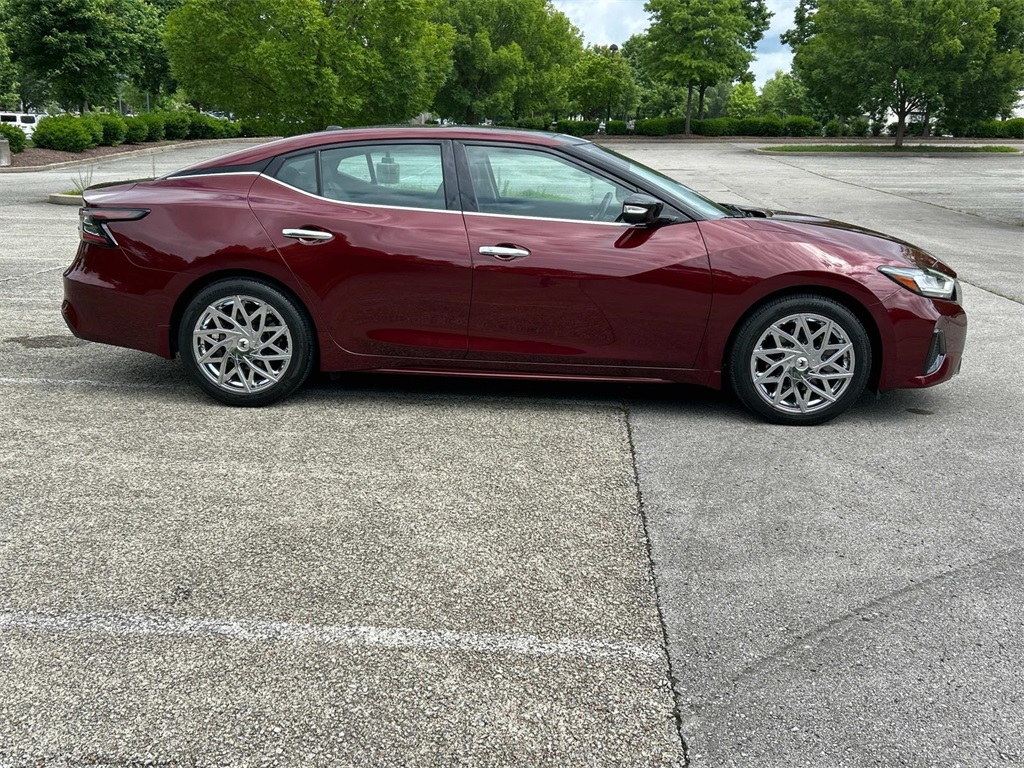 2019 Nissan Maxima SL photo 8