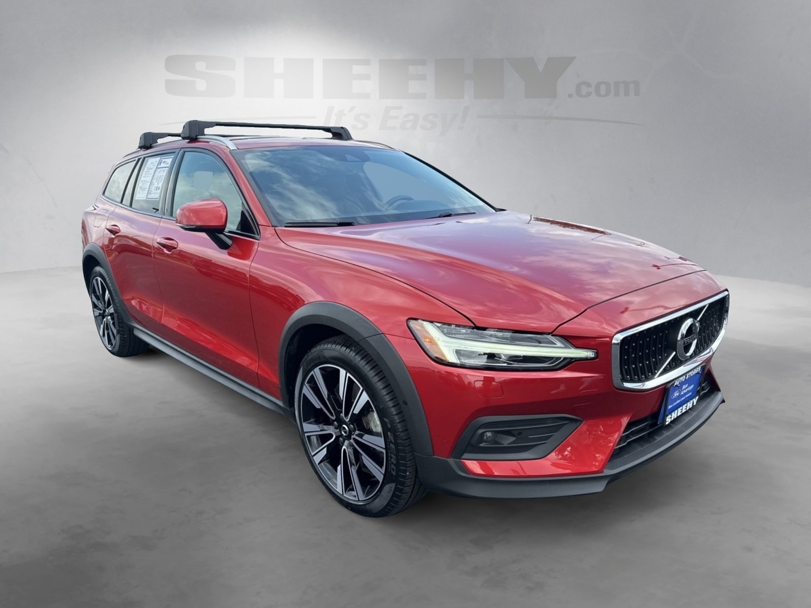 2022 Volvo V60 Cross Country T5 AWD photo 5