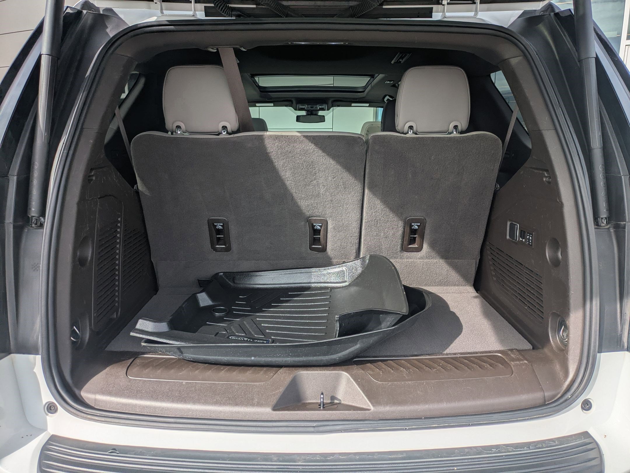 2022 Chevrolet Tahoe LT photo 28