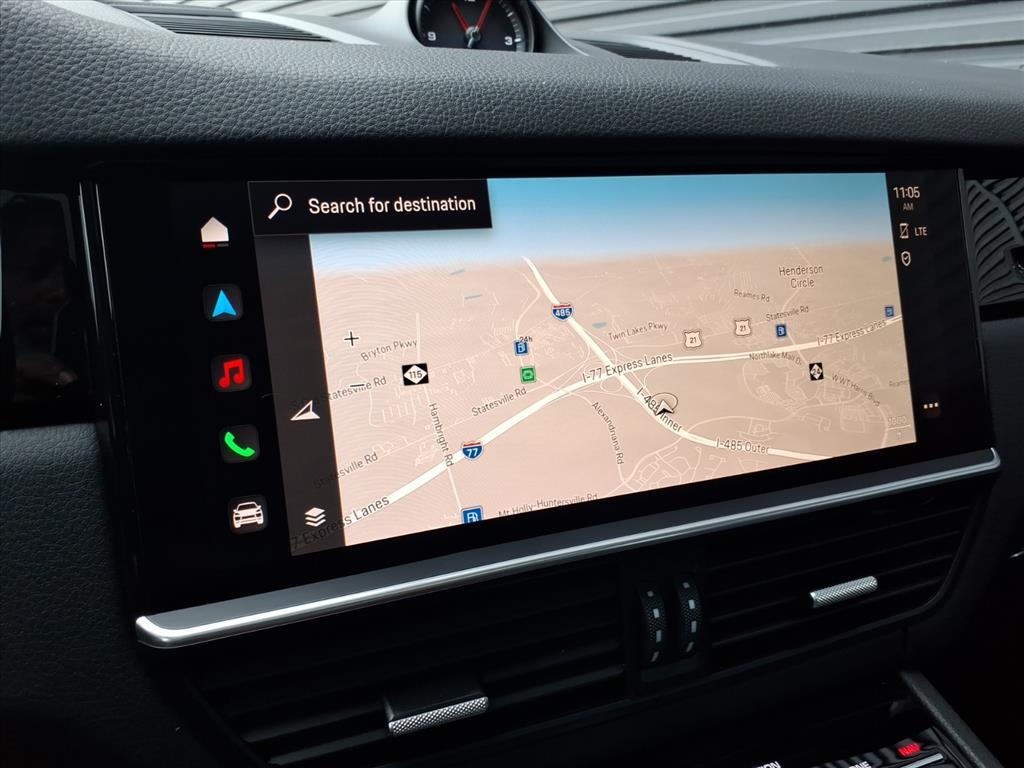 2023 Porsche Cayenne Platinum Edition photo 10