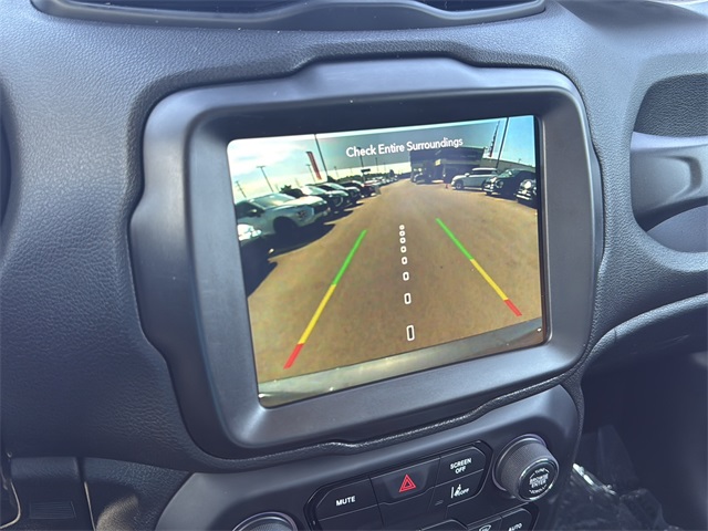 2022 Jeep Renegade Trailhawk photo 18