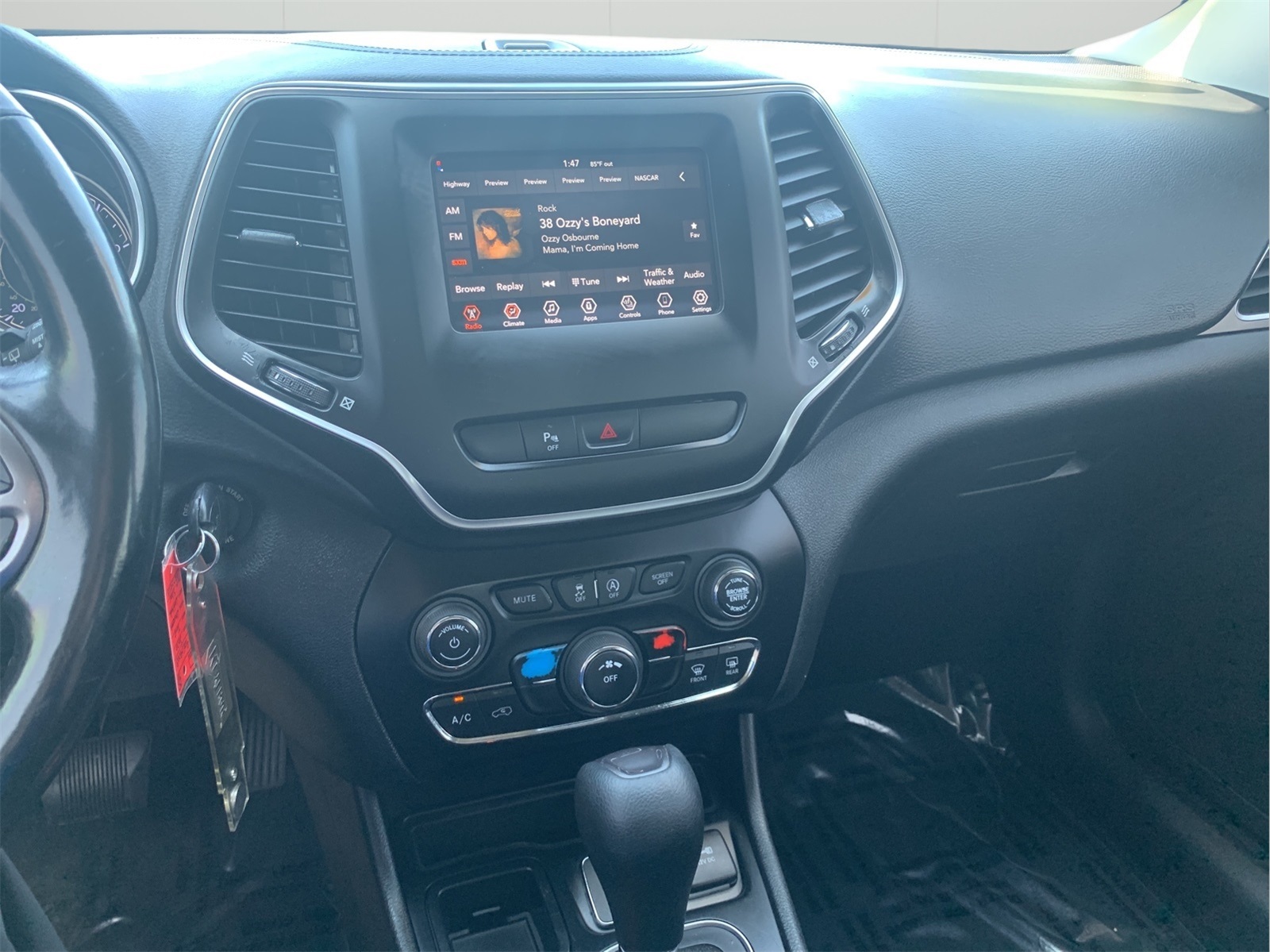 2020 Jeep Cherokee Latitude photo 17