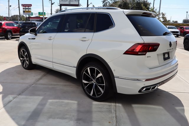 2024 Volkswagen Tiguan SEL R-Line Black photo 4