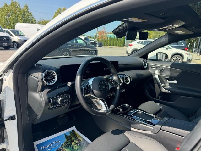 2024 Mercedes Benz CLA 250 photo 9