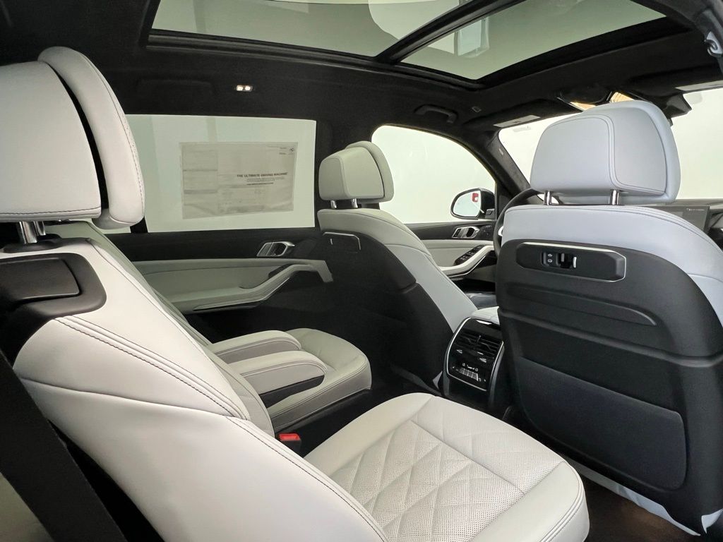2026 Bmw X7 xDrive40i photo 8