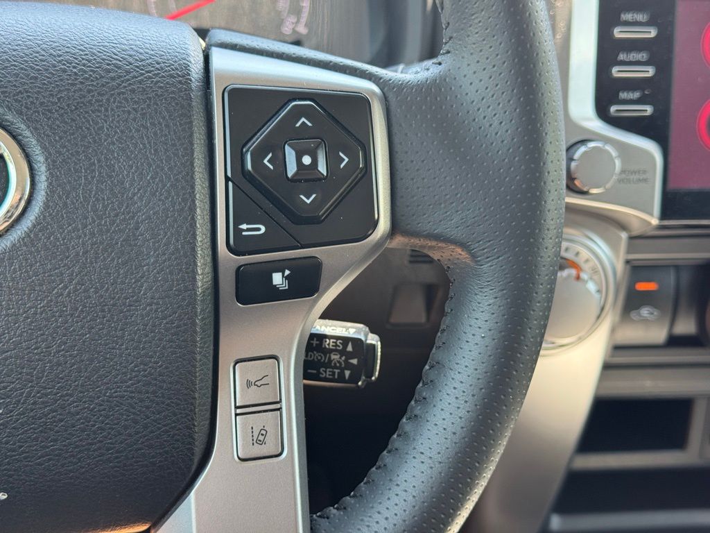 2024 Toyota 4Runner SR5 photo 22
