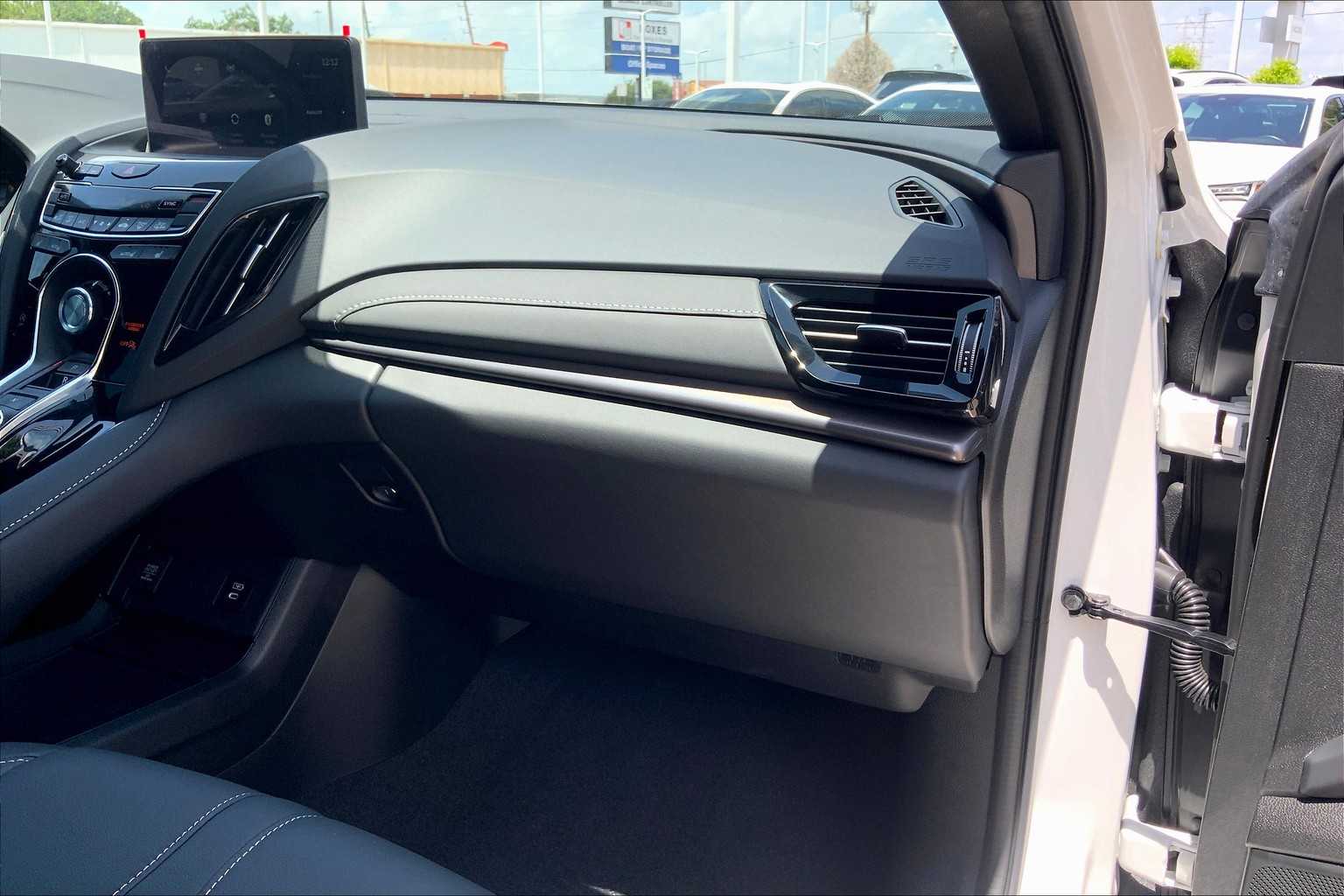 2025 Acura RDX photo 16