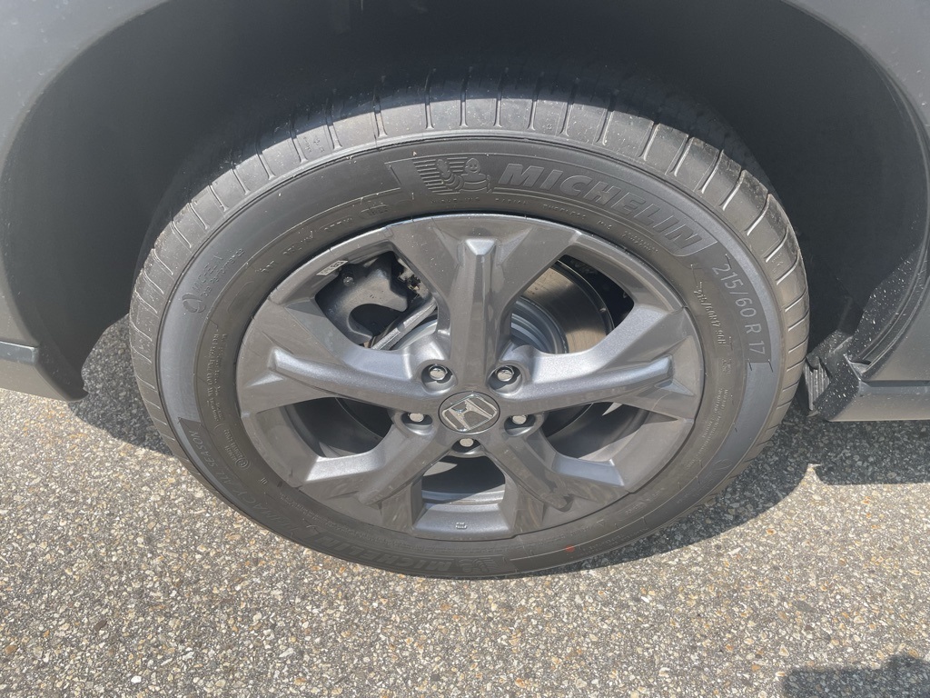 2026 Honda HR-V LX photo 4