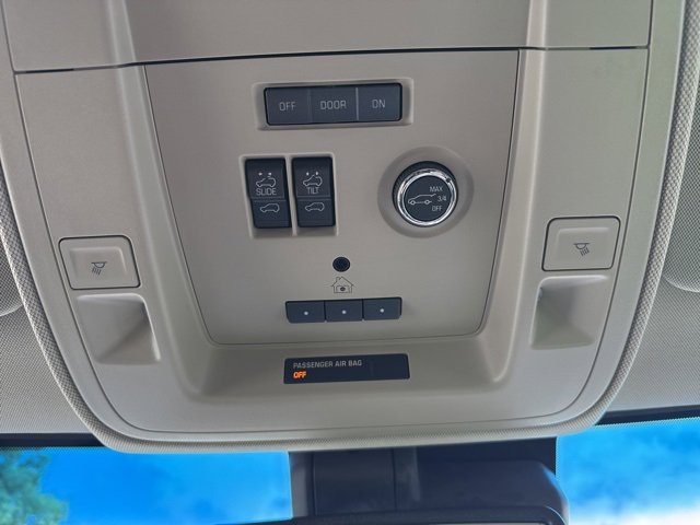 2018 Chevrolet Tahoe LT photo 30