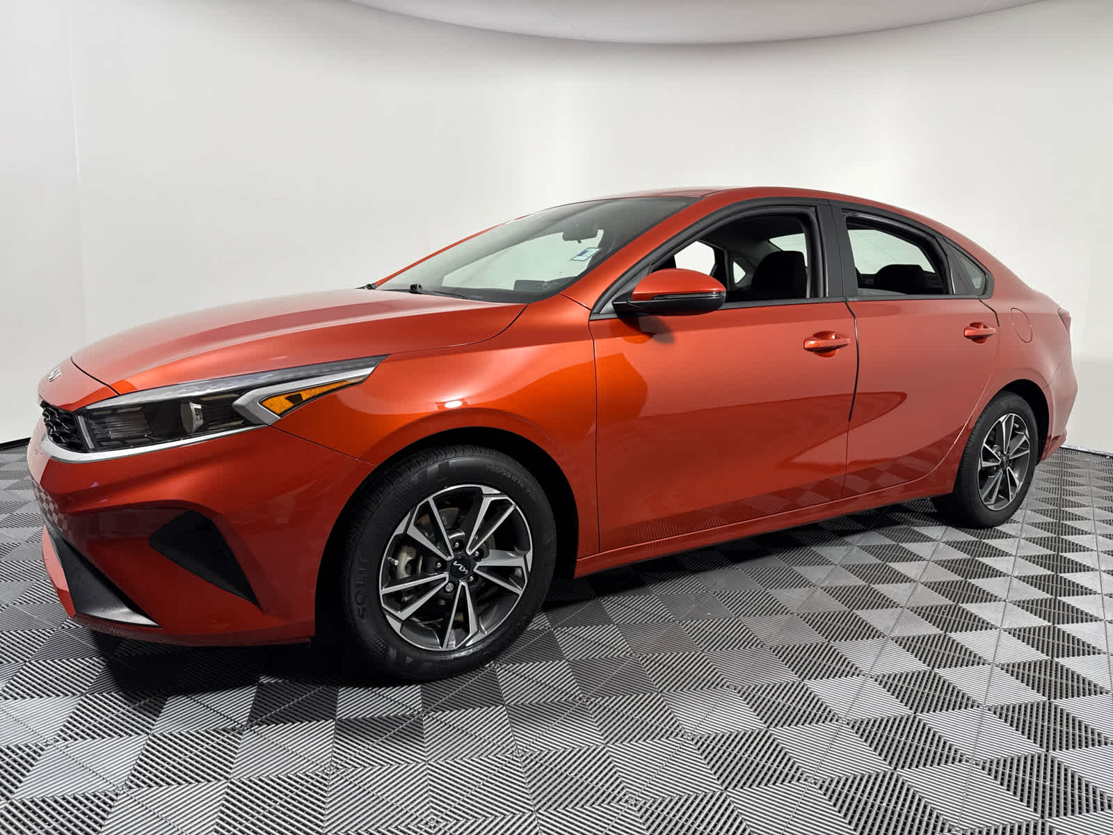 2023 Kia Forte LXS photo 12