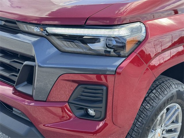 2026 Chevrolet Colorado LT photo 9