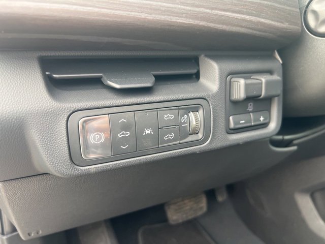 2025 Gmc Sierra EV Denali photo 17