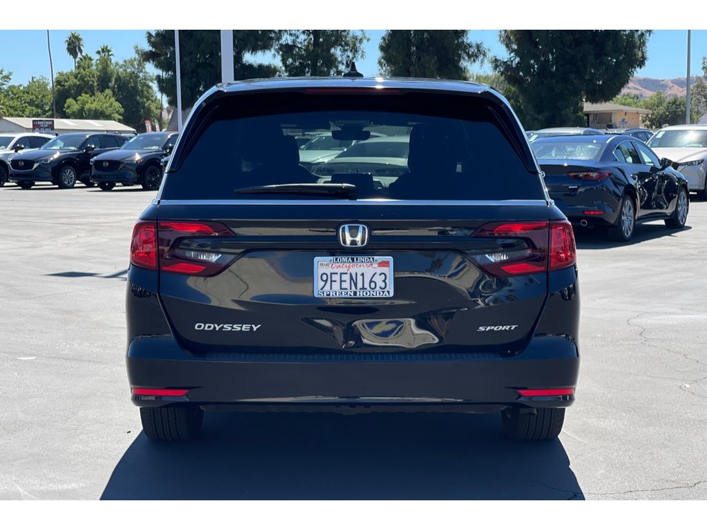 2023 Honda Odyssey Sport photo 4