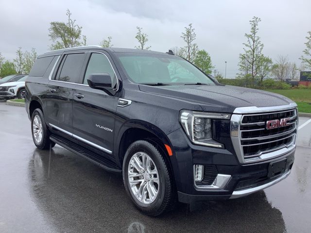 2023 Gmc Yukon XL SLT photo 2