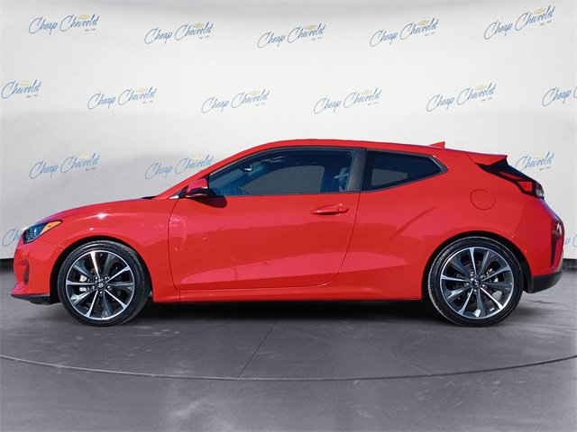 2020 Hyundai Veloster 2.0L Premium photo 2