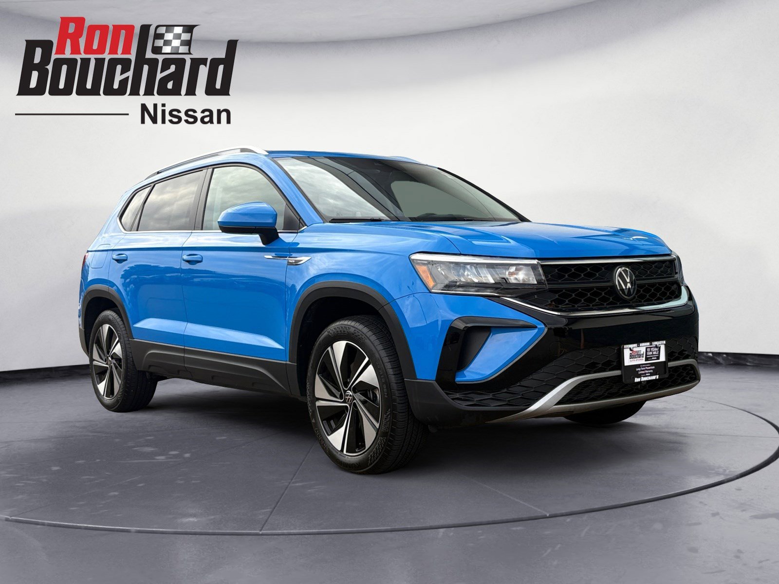 2024 Volkswagen Taos SE's photo