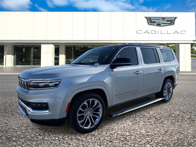 2023 Jeep Grand Wagoneer Series II's photo