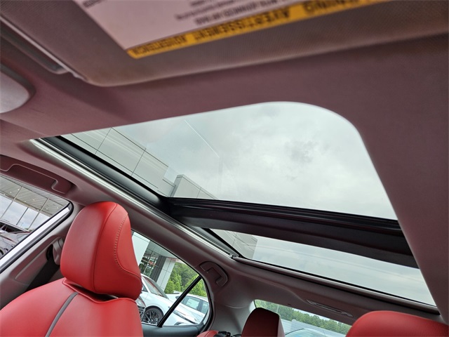 2024 Toyota Camry XSE V6 photo 18