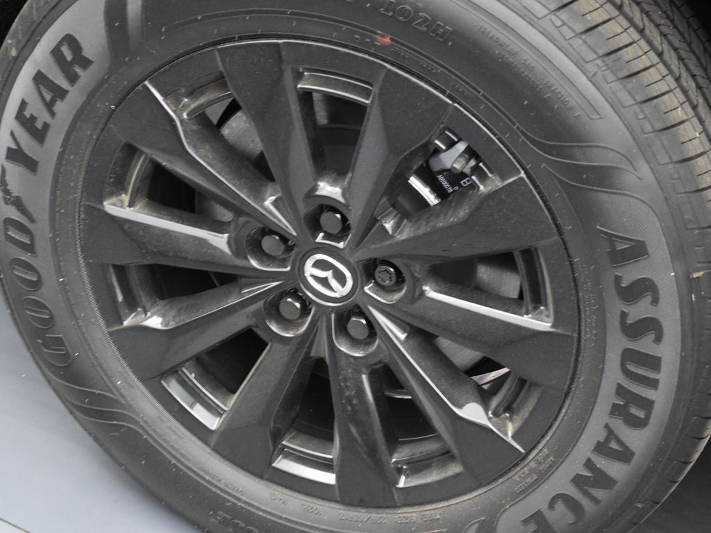 2025 Mazda CX-50 Premium photo 22