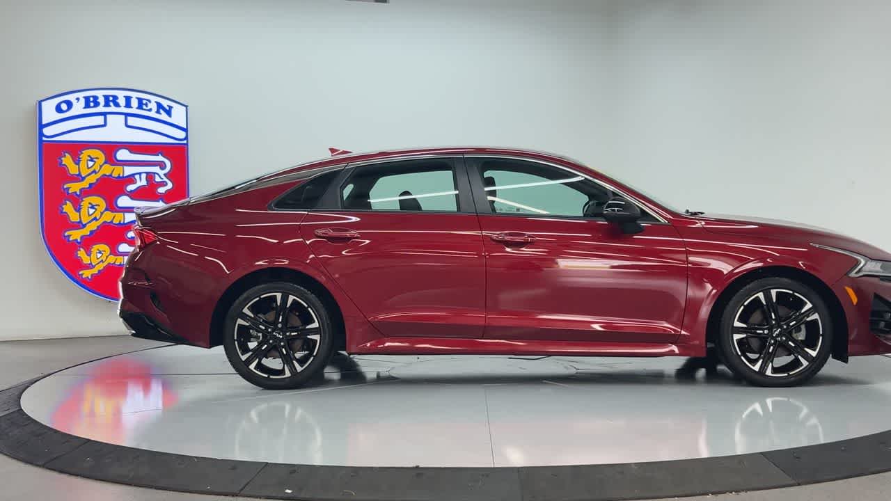 2022 Kia K5 GT-Line photo 4