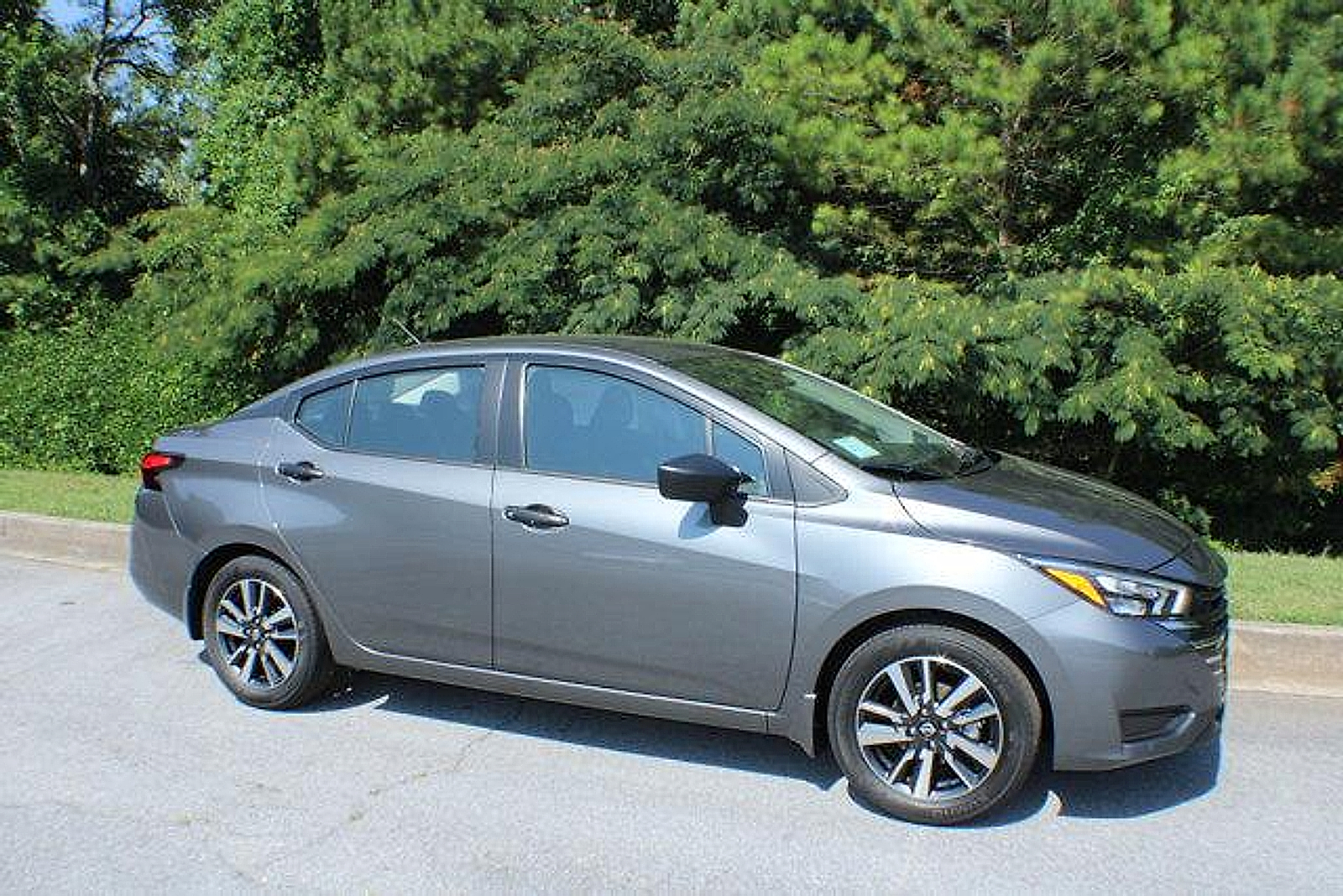 2025 Nissan Versa Sedan