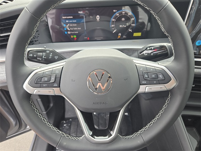 2025 Volkswagen Tiguan S photo 8