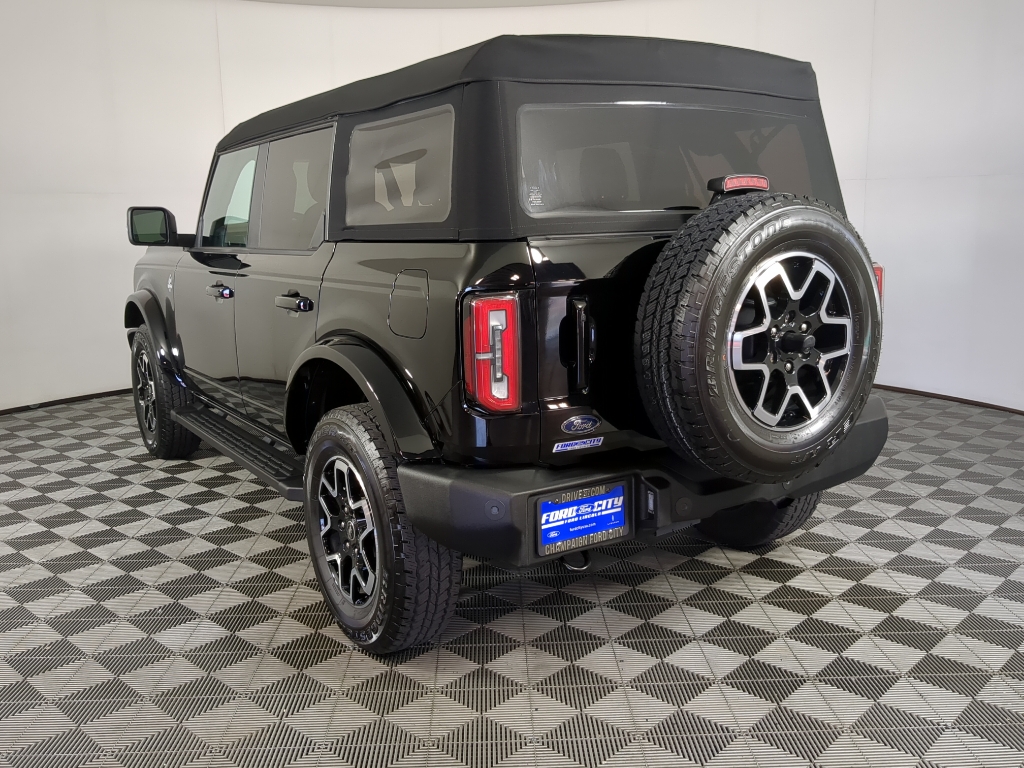 2024 Ford Bronco Outer Banks photo 6