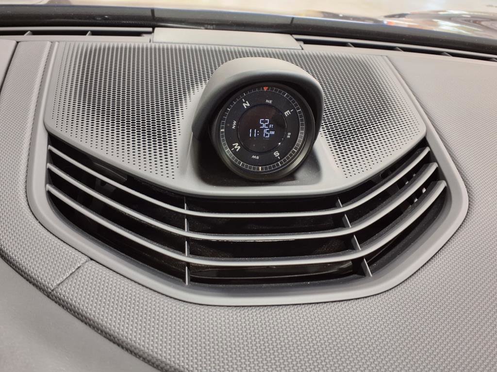 2024 Porsche Taycan 4S Cross Turismo photo 4