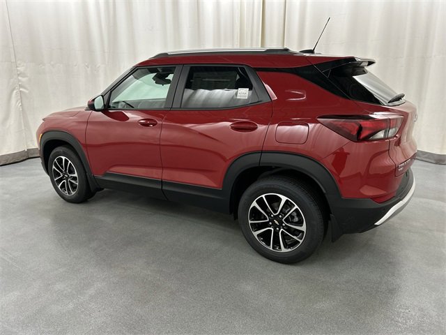 2026 Chevrolet Trailblazer LT photo 3