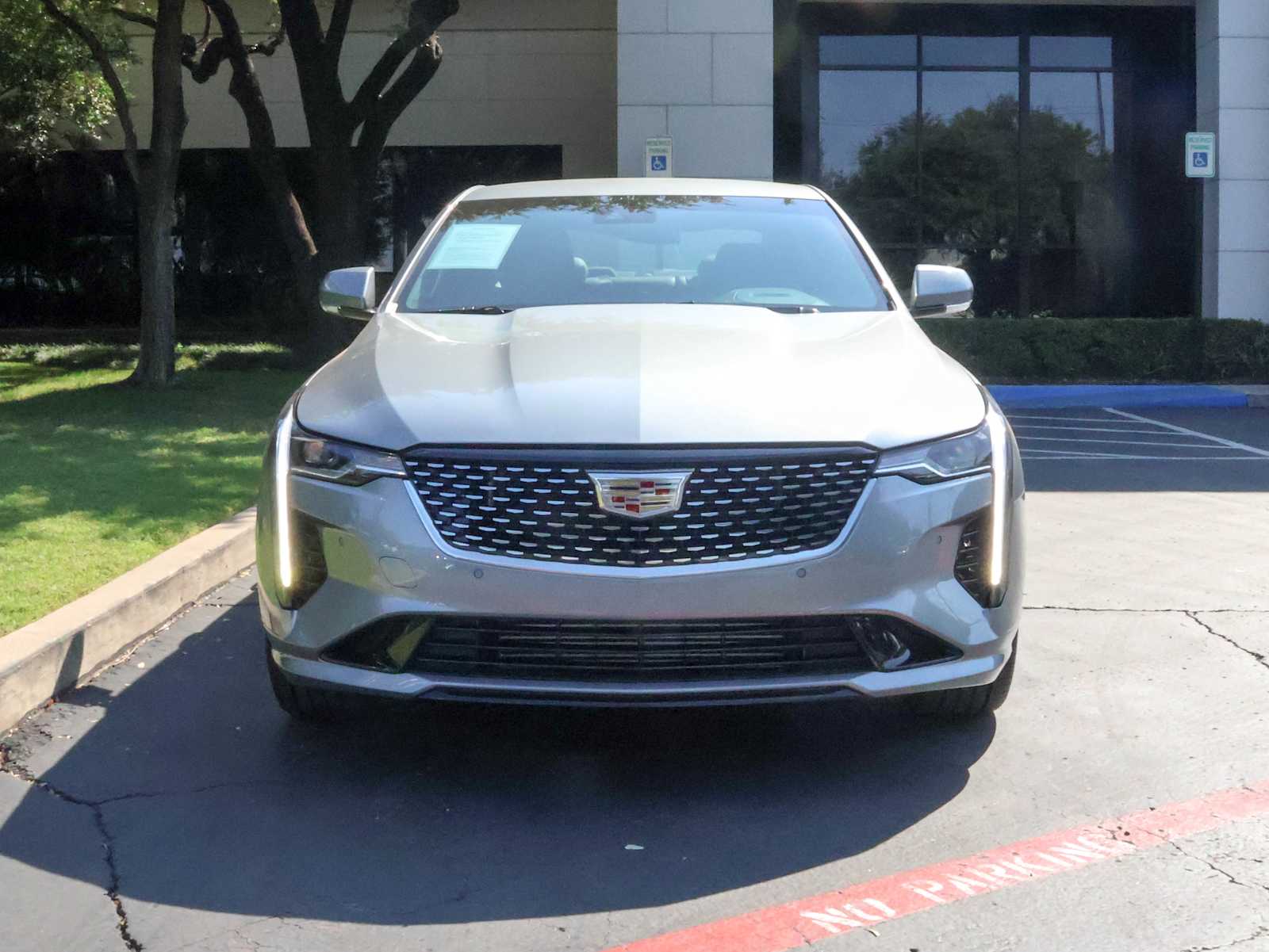 2025 Cadillac CT4 Premium Luxury photo 2