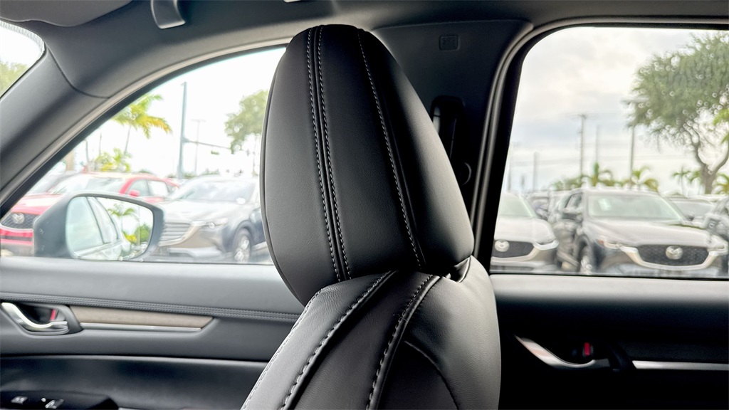 2025 Mazda CX-5 2.5 Turbo Signature photo 15