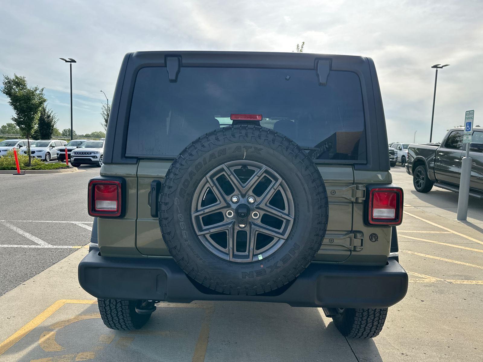 2025 Jeep Wrangler Sport S photo 2