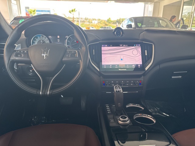 2023 Maserati Ghibli Modena Q4 photo 12