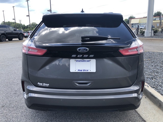 2022 Ford Edge ST photo 5