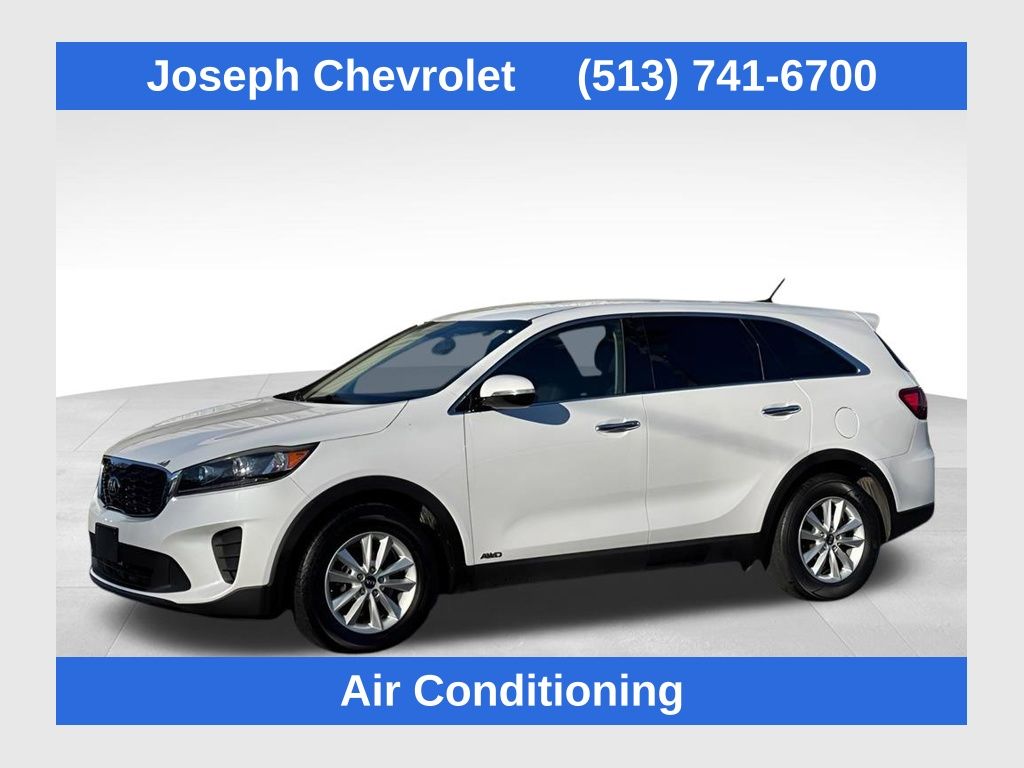 2019 Kia Sorento LX's photo