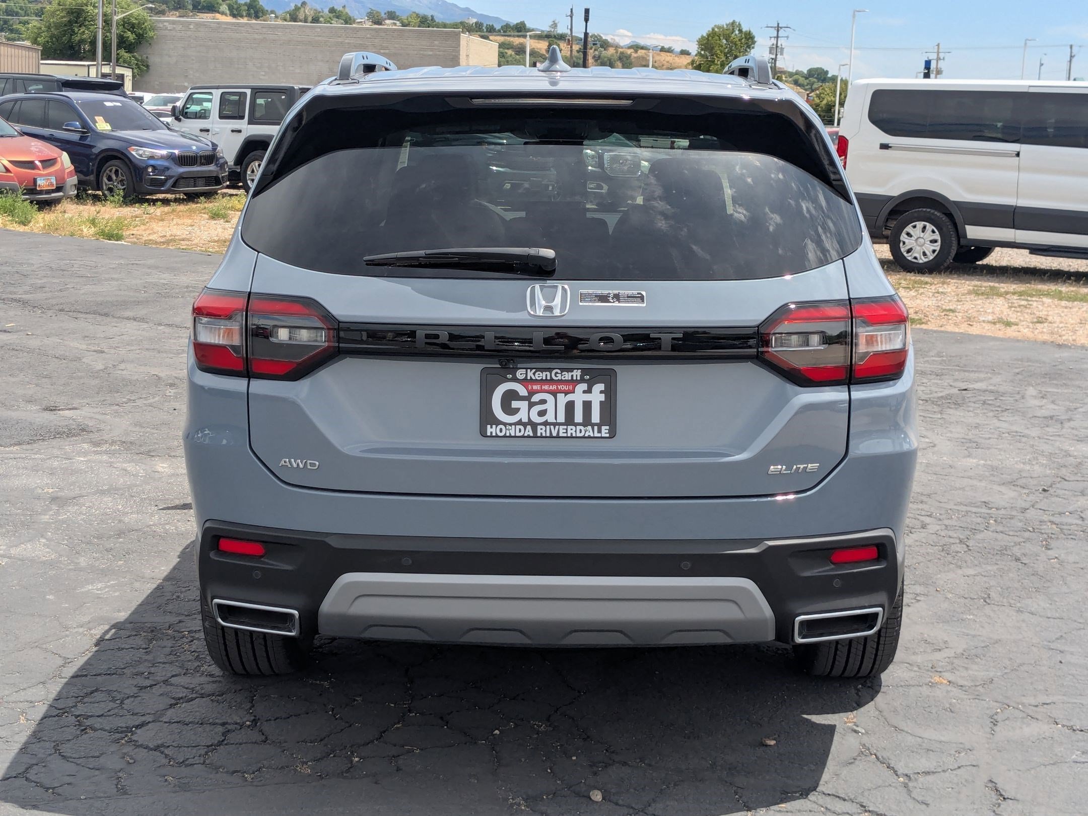 2025 Honda Pilot Elite photo 4