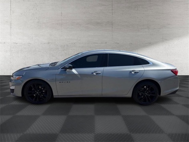 2024 Chevrolet Malibu Premier 2LT photo 4