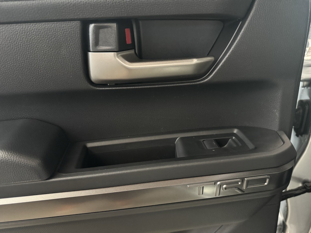2025 Toyota Tacoma photo 17