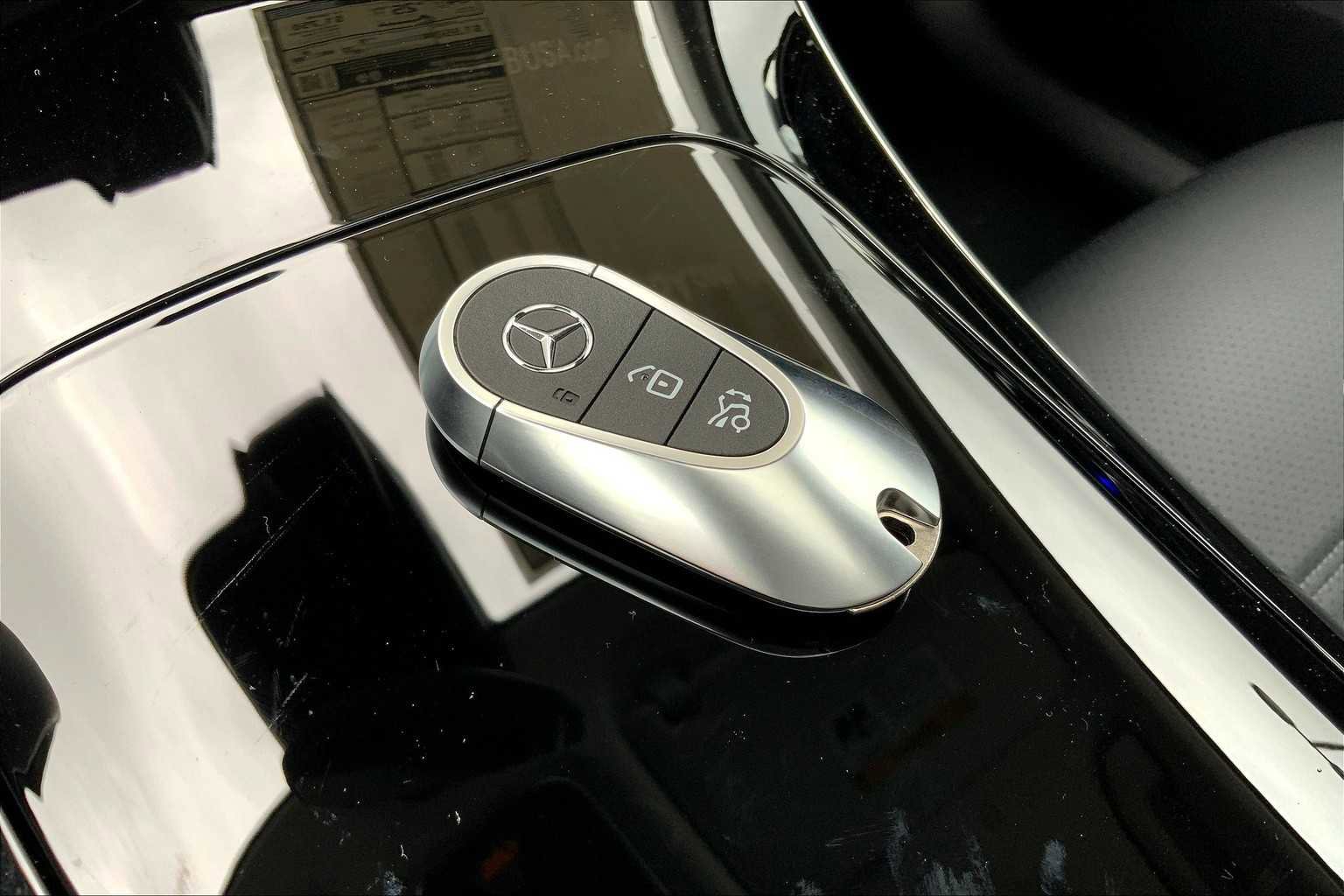 2025 Mercedes Benz GLC 350e 4MATIC photo 19