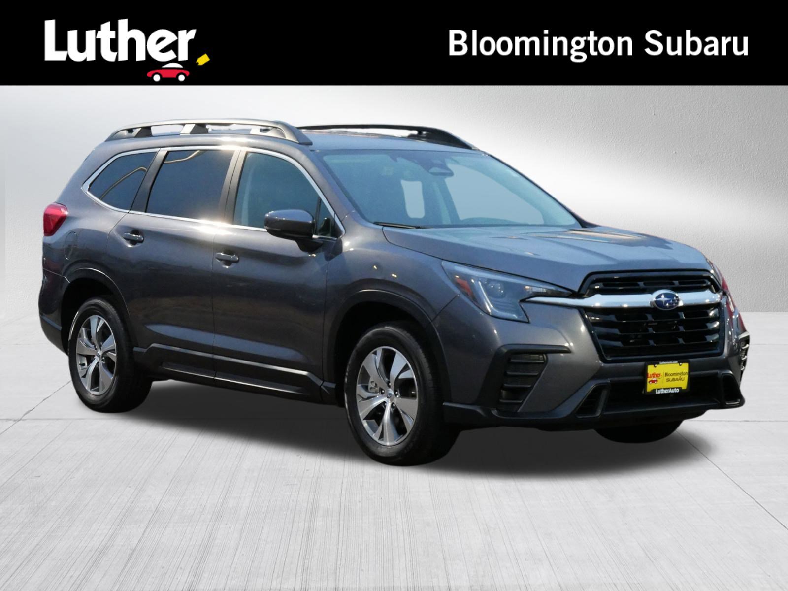 2024 Subaru Ascent Premium's photo