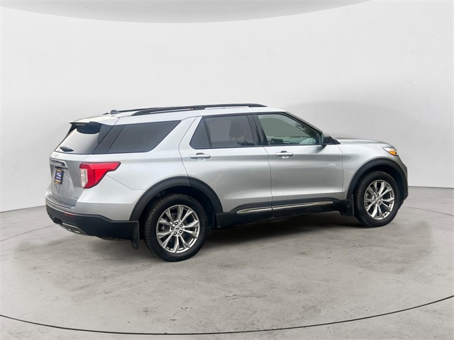 2023 Ford Explorer XLT photo 4
