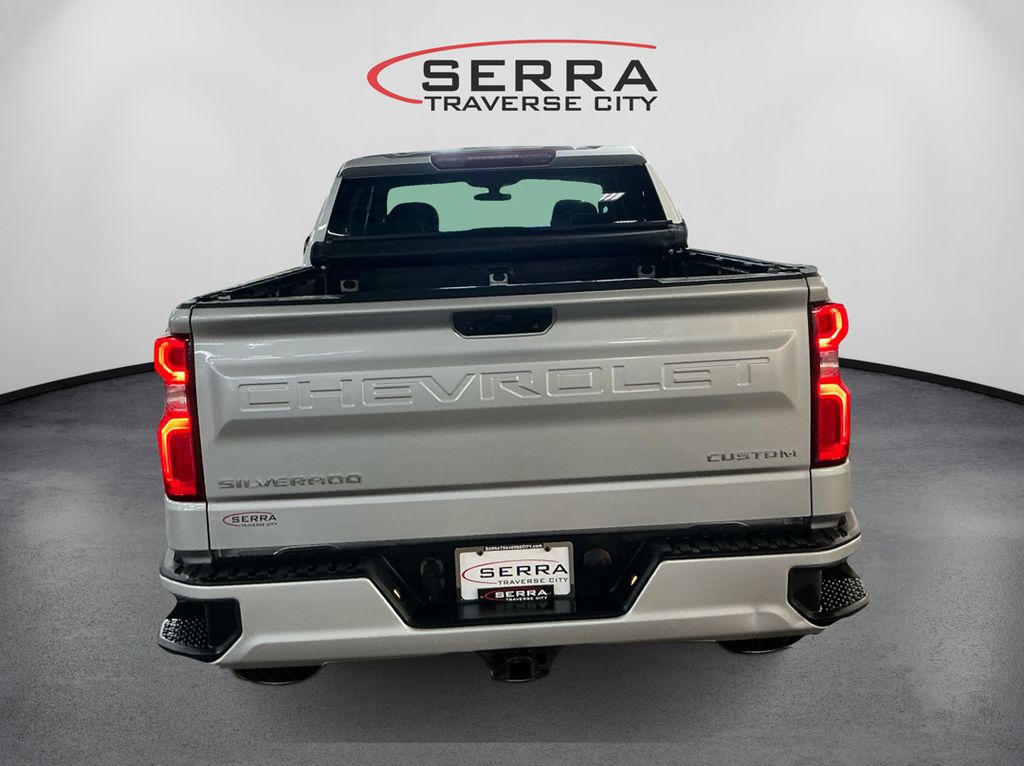 2020 Chevrolet Silverado 1500 Custom photo 6