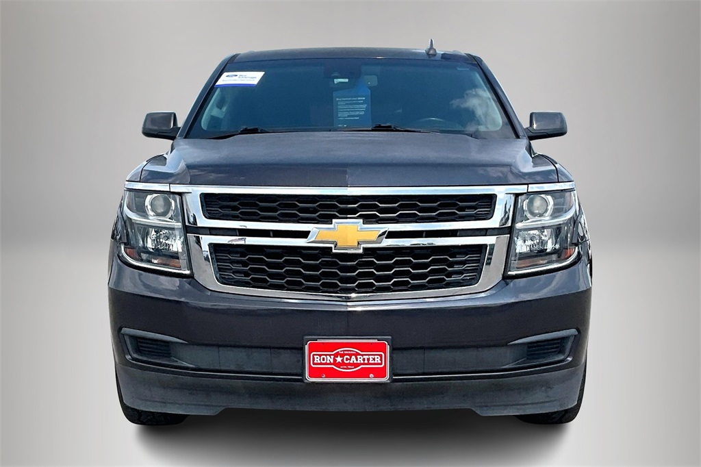 2017 Chevrolet Tahoe LT photo 3