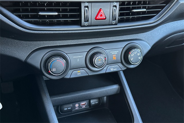 2020 Kia Forte FE LXS photo 18