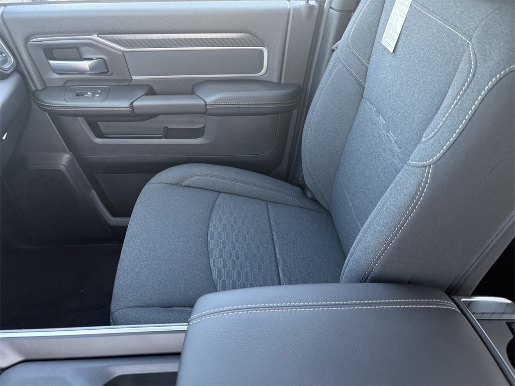 2026 Ram 2500 Big Horn photo 26