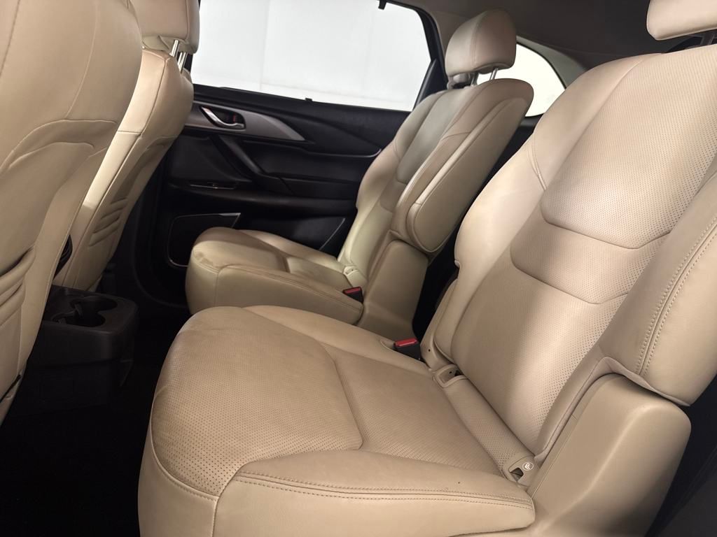2020 Mazda CX-9 Touring photo 10