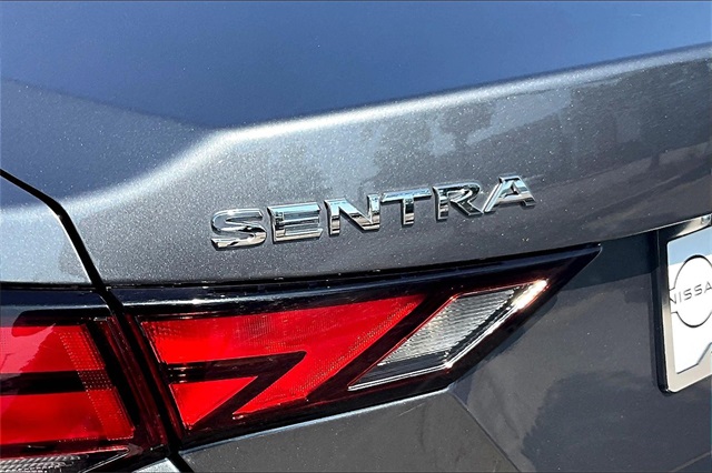2023 Nissan Sentra S photo 21