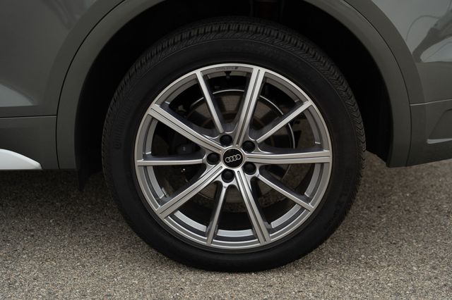 2024 Audi SQ5 Premium Plus photo 9
