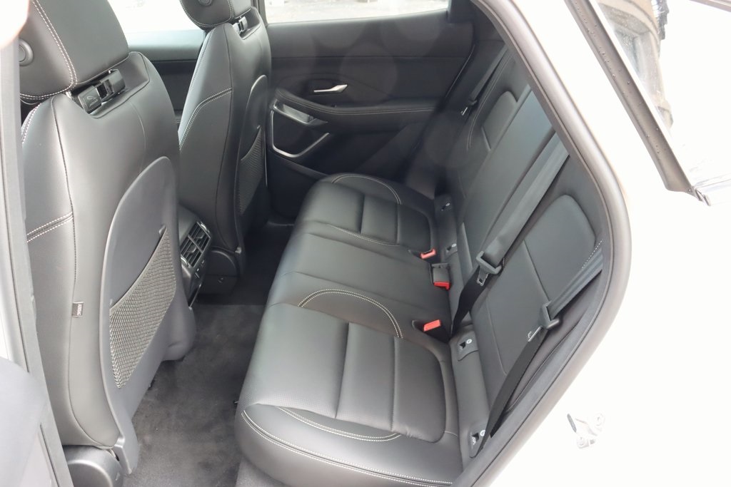 2024 JAGUAR E-PACE - Image 29