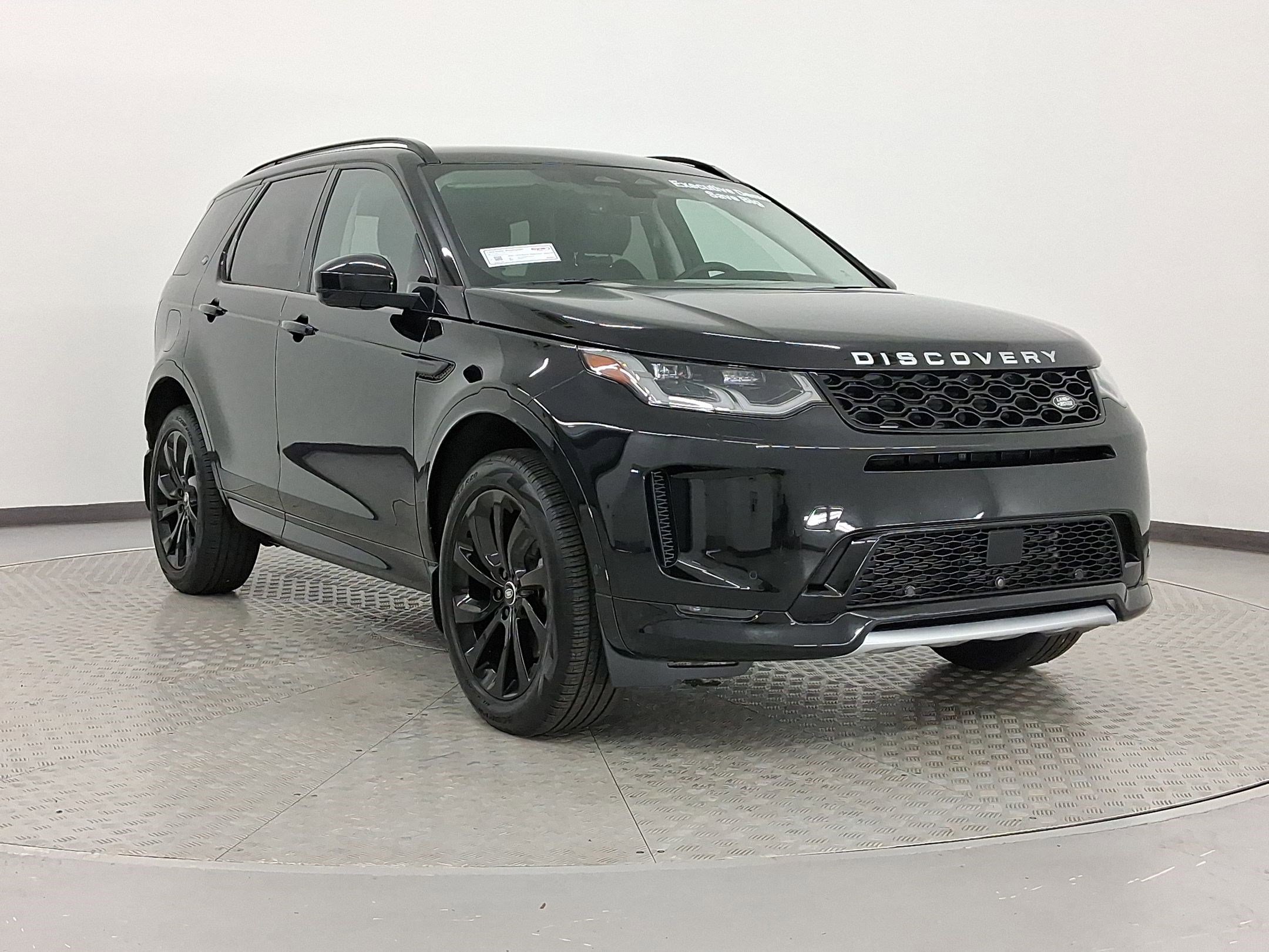2025 Land Rover Discovery Sport S photo 4